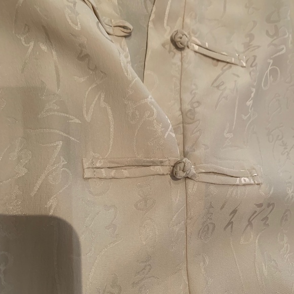 Women's silk blouse - Picture 2 of 8